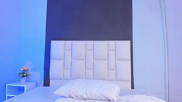 suzanelee online show from 21, 2, 2025