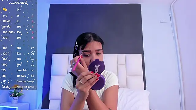 suzanelee online show from 6, 3, 2025