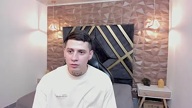 Snapshot of Yeiko_Romero_ chatting on 6, 2, 2025 Yeiko Romero online show from 6, 2, 2025