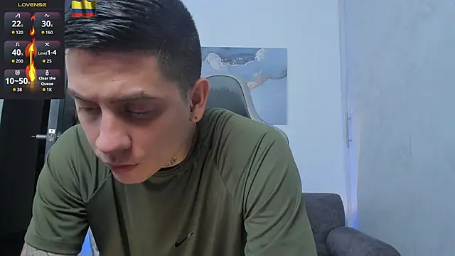 Snapshot of Yeiko_Romero_ chatting on 21, 10, 2025 Yeiko Romero online show from 21, 10, 2025