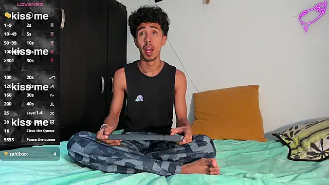 Snapshot of RyanRizzo chatting on 19, 3, 2025 RyanRizzo online show from 19, 3, 2025