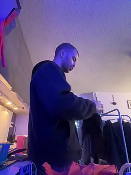 Greyoff online show from 13, 12, 2024