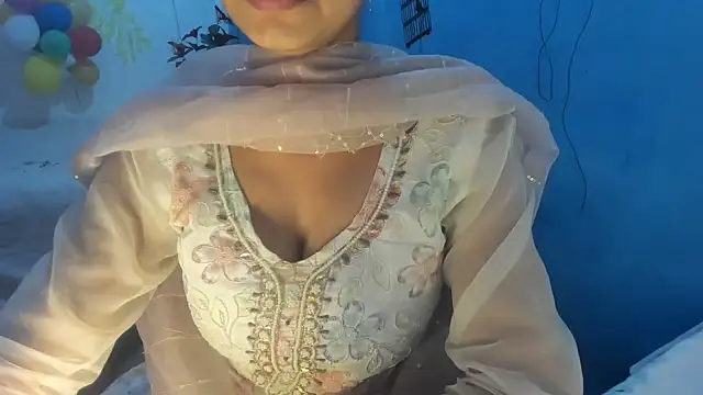 aarjulove online show from 7, 2, 2026