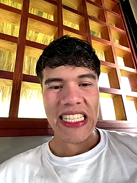 Logan smith1 online show from 28, 9, 2025