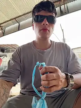 Logan smith1 online show from 10, 11, 2025