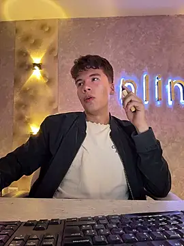 Logan smith1 online show from 8, 1, 2026