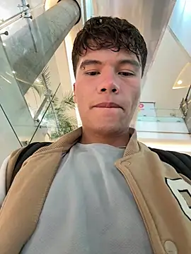 Logan smith1 online show from 13, 2, 2026