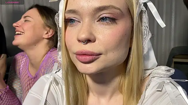 Snapshot of dollfromvenus chatting on 15, 2, 2026 dollfromvenus online show from 15, 2, 2026