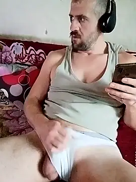 Snapshot of GrofLicno chatting on 3, 1, 2025 GrofLicno online show from 3, 1, 2025