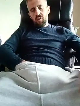 Snapshot of GrofLicno chatting on 26, 9, 2025 GrofLicno online show from 26, 9, 2025