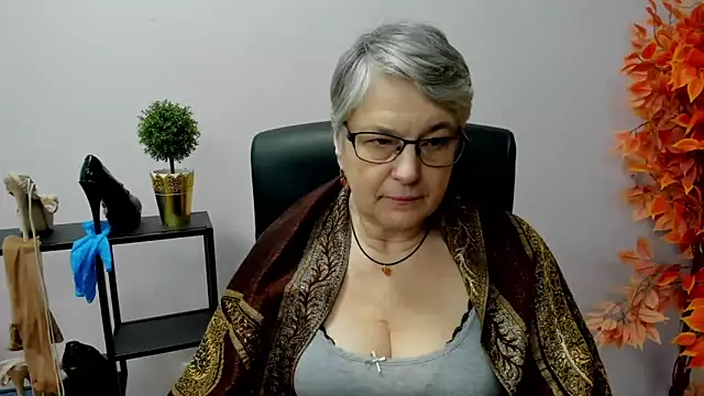 Snapshot of IrisDream chatting on 29, 1, 2025 IrisDream online show from 29, 1, 2025