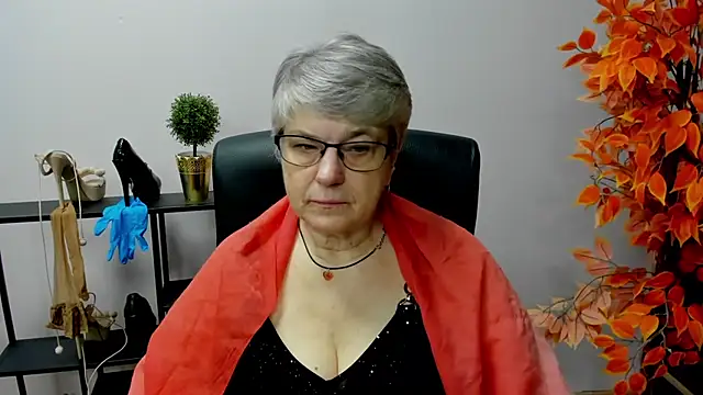 Snapshot of IrisDream chatting on 31, 1, 2025 IrisDream online show from 31, 1, 2025