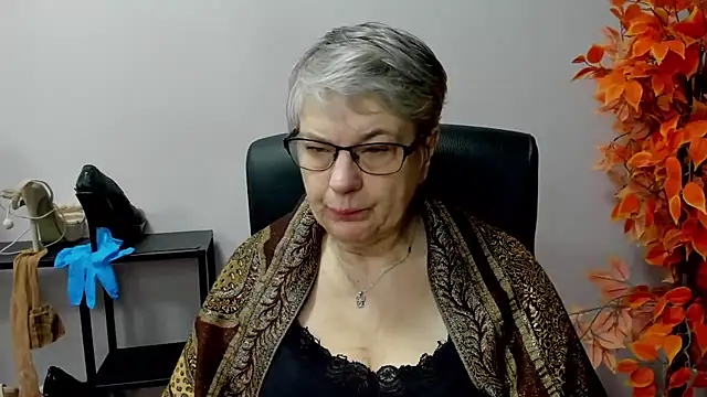 Snapshot of IrisDream chatting on 18, 3, 2025 IrisDream online show from 18, 3, 2025