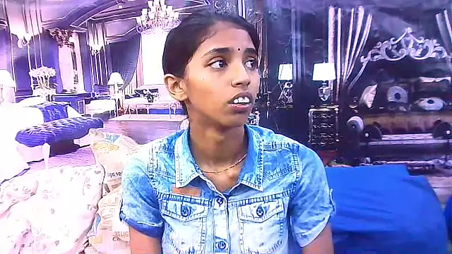 Snapshot of IndianSexySlender chatting on 26, 11, 2025 IndianSexySlender online show from 26, 11, 2025