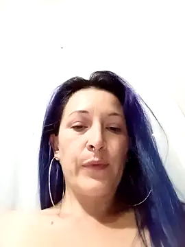 Snapshot of sophie_banger chatting on 5, 1, 2025 sophie banger online show from 5, 1, 2025