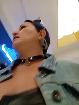 sophie banger online show from 10, 2, 2026