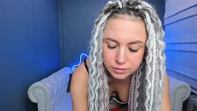 rock n roxy online show from 8, 1, 2025