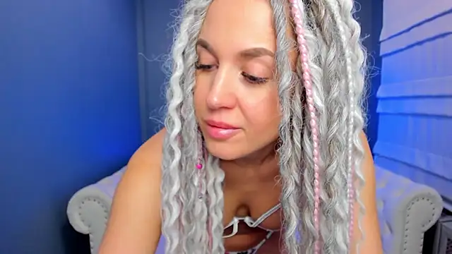 rock n roxy online show from 8, 2, 2025