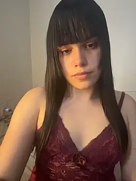 Snapshot of Karolsinhapriv chatting on 14, 12, 2025 Karolsinhapriv online show from 14, 12, 2025