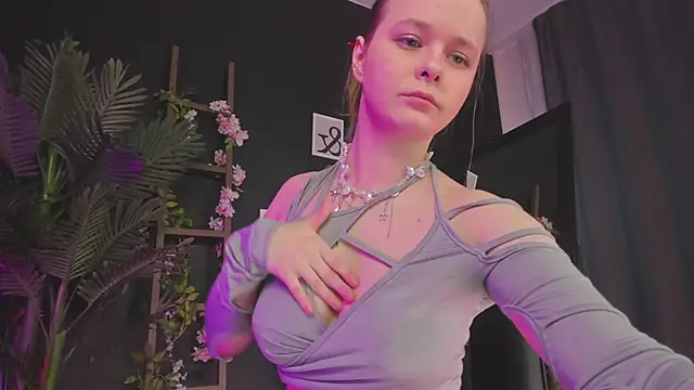 Snapshot of CassieCool chatting on 20, 3, 2025 CassieCool online show from 20, 3, 2025