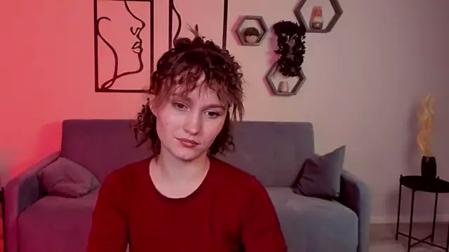 BritnieCute online show from 2, 2, 2026