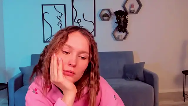 BritnieCute online show from 10, 2, 2026