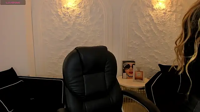 Snapshot of ChloePreston_ chatting on 3, 2, 2026 ChloePreston online show from 3, 2, 2026