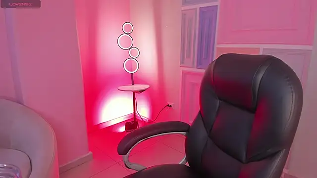 ChloePreston  online show from 6, 7, 2026