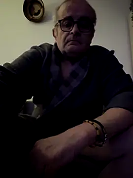 Snapshot of Bretoncool chatting on 16, 5, 2026 Bretoncool online show from 16, 5, 2026
