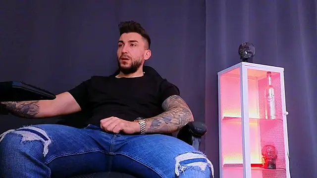 MightyAaron66 online show from 2, 3, 2025