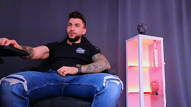 MightyAaron66 online show from 7, 3, 2025