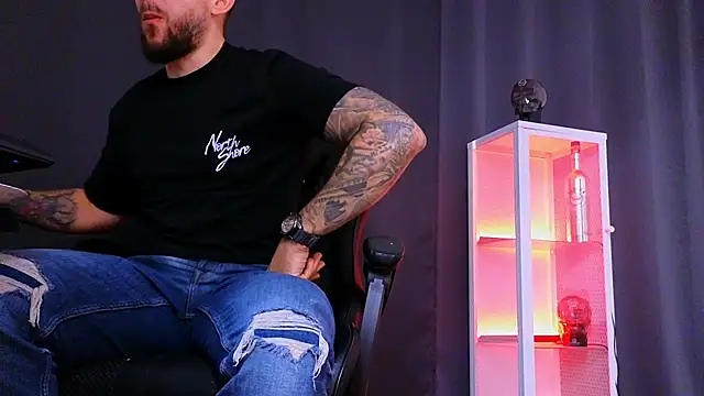 MightyAaron66 online show from 15, 3, 2025