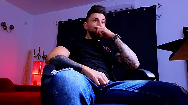 MightyAaron66 online show from 4, 10, 2025