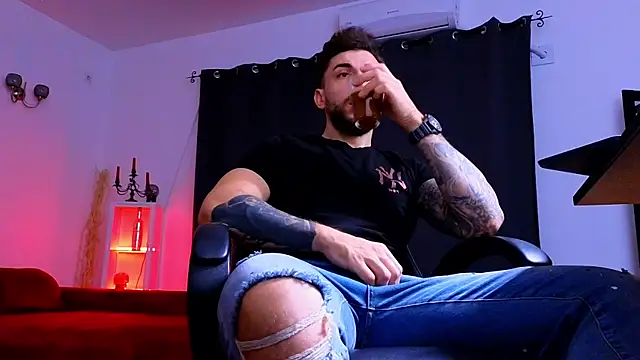 MightyAaron66 online show from 26, 11, 2025