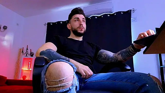 MightyAaron66 online show from 14, 4, 2026