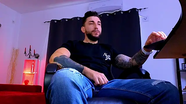 Snapshot of MightyAaron66 chatting on 13, 7, 2026 MightyAaron66 online show from 13, 7, 2026