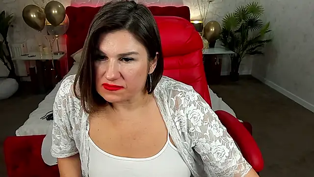 KiraRoxx online show from 12, 2, 2025