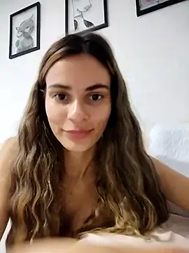 cuteluci  online show from 19, 3, 2025