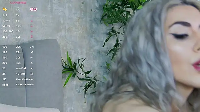 Snapshot of CelineMeyerr chatting on 15, 1, 2025 CelineMeyerr online show from 15, 1, 2025