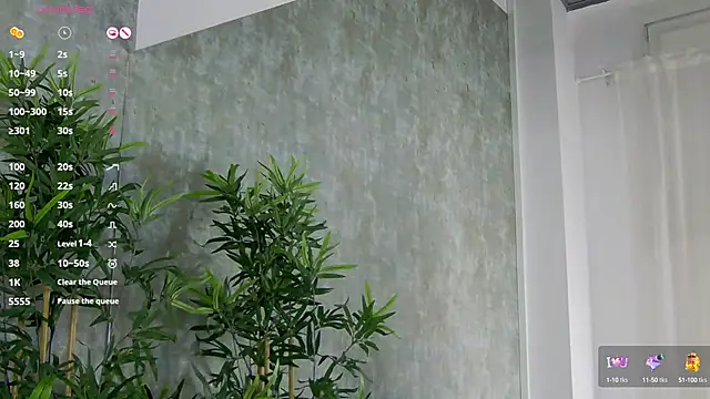 Snapshot of CelineMeyerr chatting on 31, 1, 2025 CelineMeyerr online show from 31, 1, 2025