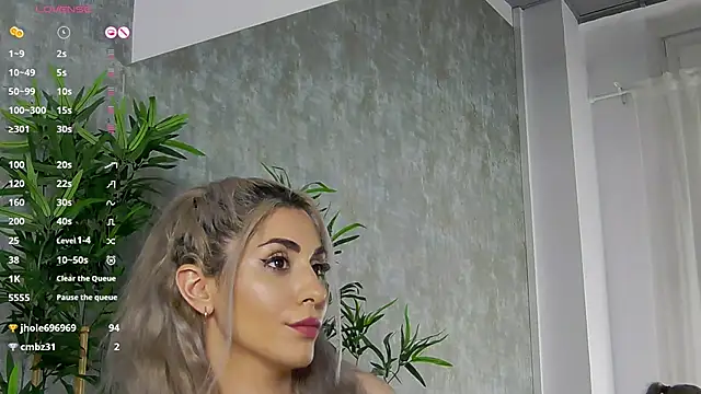 Snapshot of CelineMeyerr chatting on 6, 2, 2025 CelineMeyerr online show from 6, 2, 2025