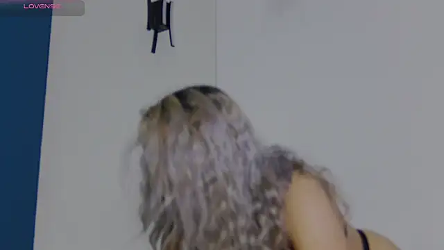 Snapshot of CelineMeyerr chatting on 24, 9, 2025 CelineMeyerr online show from 24, 9, 2025