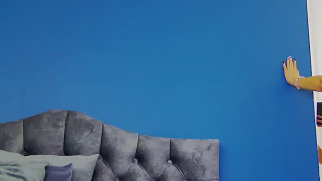 Snapshot of CelineMeyerr chatting on 31, 10, 2025 CelineMeyerr online show from 31, 10, 2025