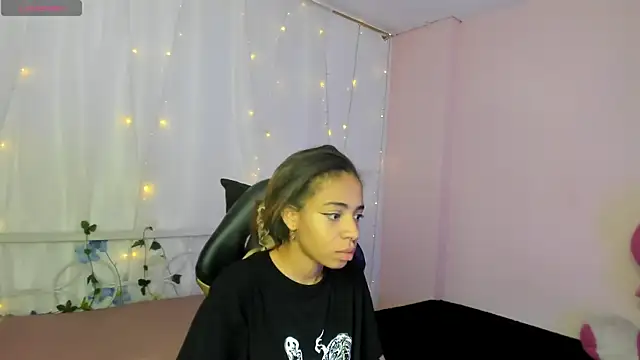 Abigail Wilson  online show from 3, 2, 2025