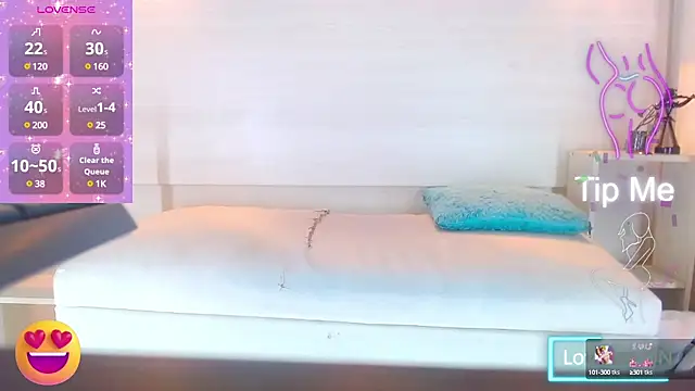 Snapshot of Molly_Spears chatting on 4, 3, 2025 Molly Spears online show from 4, 3, 2025