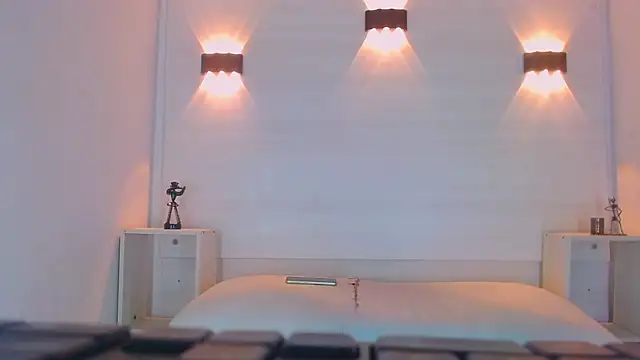 Snapshot of Molly_Spears chatting on 6, 3, 2025 Molly Spears online show from 6, 3, 2025