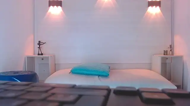 Snapshot of Molly_Spears chatting on 10, 3, 2025 Molly Spears online show from 10, 3, 2025