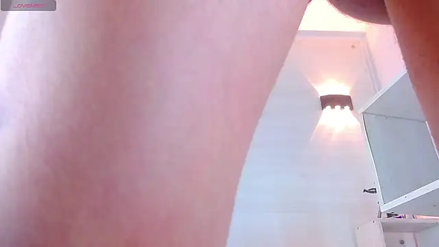 Snapshot of Molly_Spears chatting on 10, 3, 2025 Molly Spears online show from 10, 3, 2025