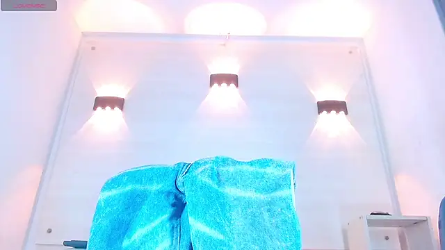 Snapshot of Molly_Spears chatting on 15, 3, 2025 Molly Spears online show from 15, 3, 2025