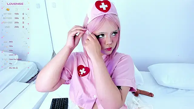 NanaOsaky online show from 26, 2, 2025